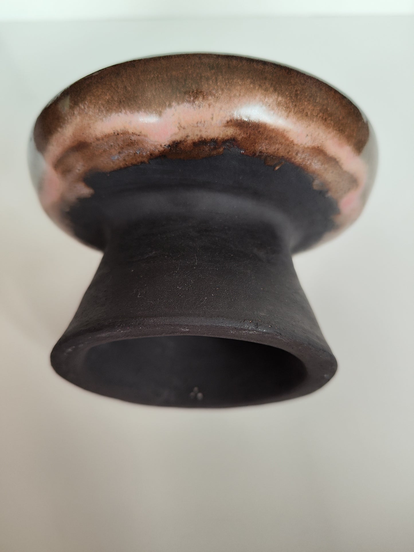 Ergonomic Pet Bowl in Chocolate Strawberry